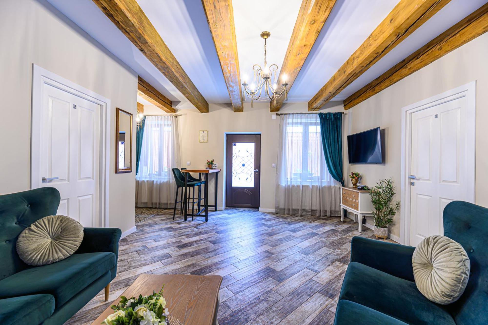 Dallure House Boutique Braşov Exteriör bild